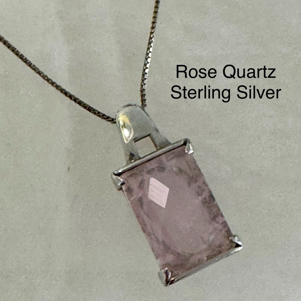 Rose Quartz & Sterling Silver Pendant and Necklace made in Italy